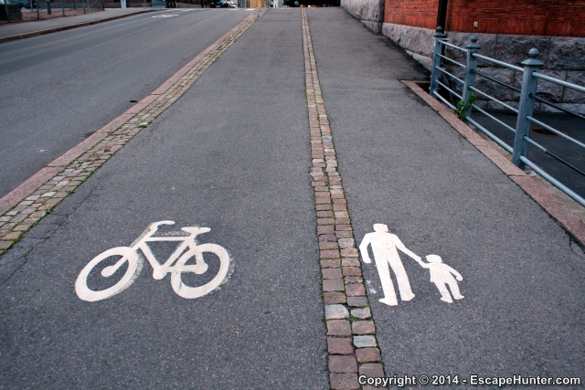 Cyclist and pedestrian lanes