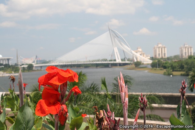 Seri Wawasan Bridge with flowers