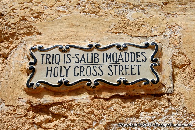 Maltese street name plaque