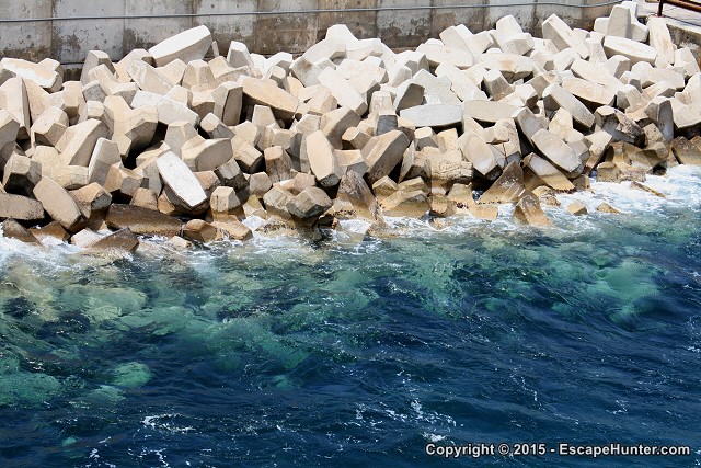 Malta wave crushers