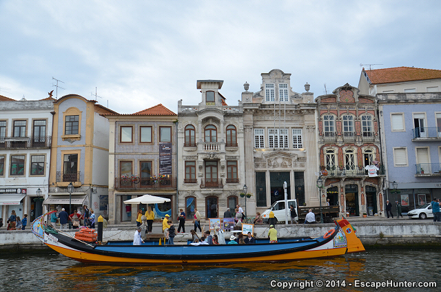 Moliceiro boat in the historic centre