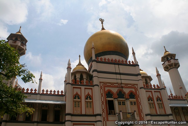 Masjid Sultan from below