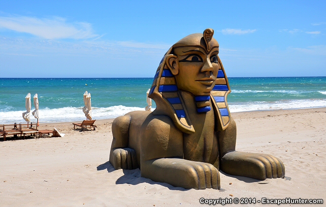 Beach sphinx