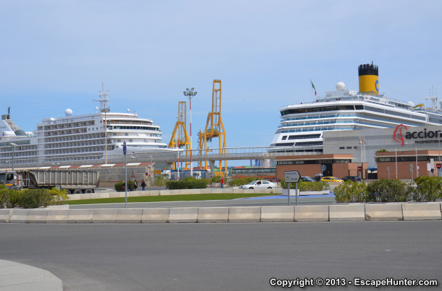 Cruise ships in Valencia's port