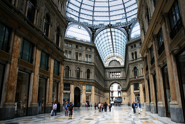 Galleria Umberto I, Naples