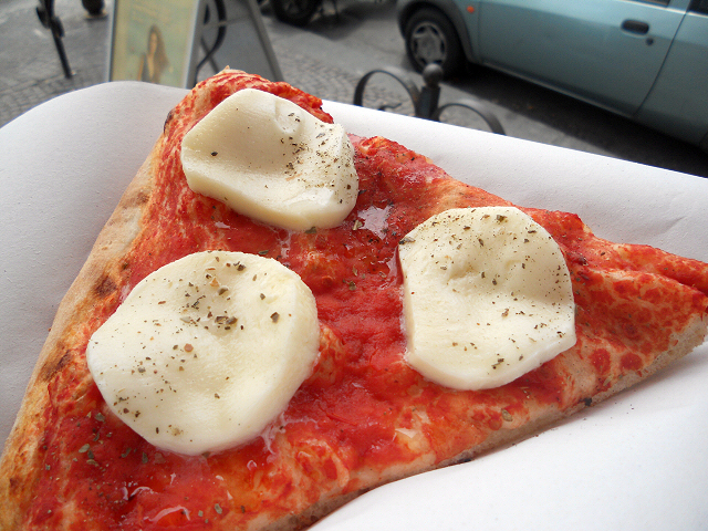 Naples pizza