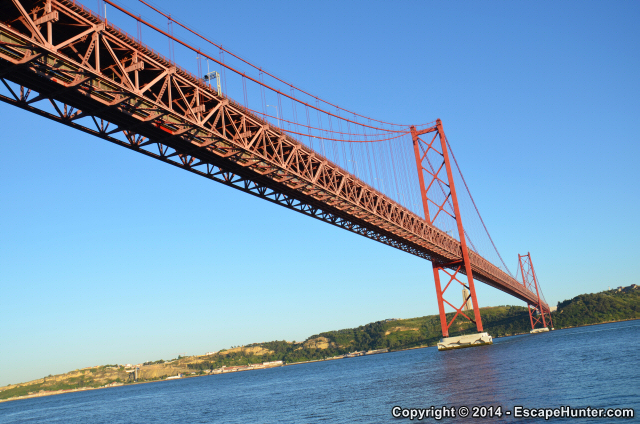 25 de Abril Bridge