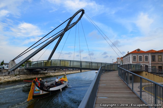 Eccentric modern bridge