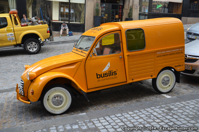 Citroën 2CV side view