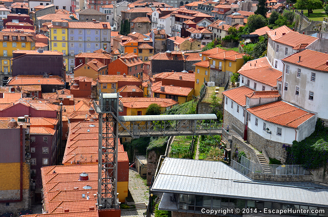 Old elevator in Porto