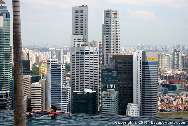 Infinity pool