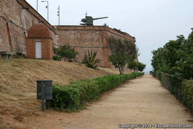 Guard post and huge cannon