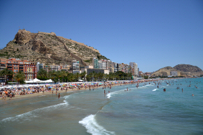 Alicante's Playa del Postiguet