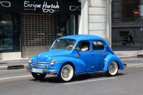 Vintage blue car, Valencia