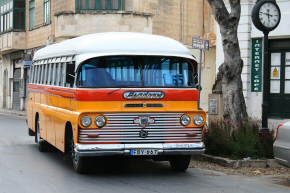 Vintage Malta bus